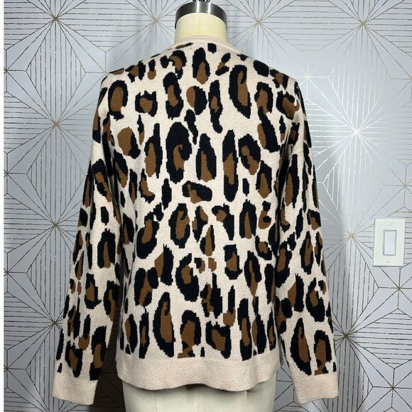 Tahari Pull Over Sweater Soft Leopard Animal Print Brown Black Size Medium $80 - Picture 3 of 12